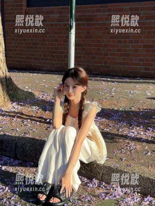 Tiny Asa 探索Tiny Asa2025年1月NIKKE灰姑娘的套图,免费下载中享受艺术魅力